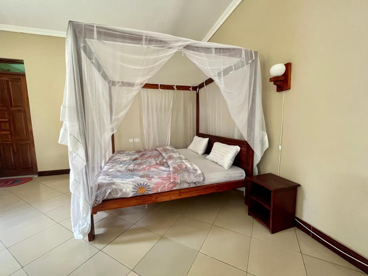 Charming Bungalows Mwanza Exterior photo